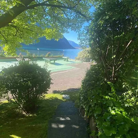 Holiday On The Lake Lugano 2 Apartment *